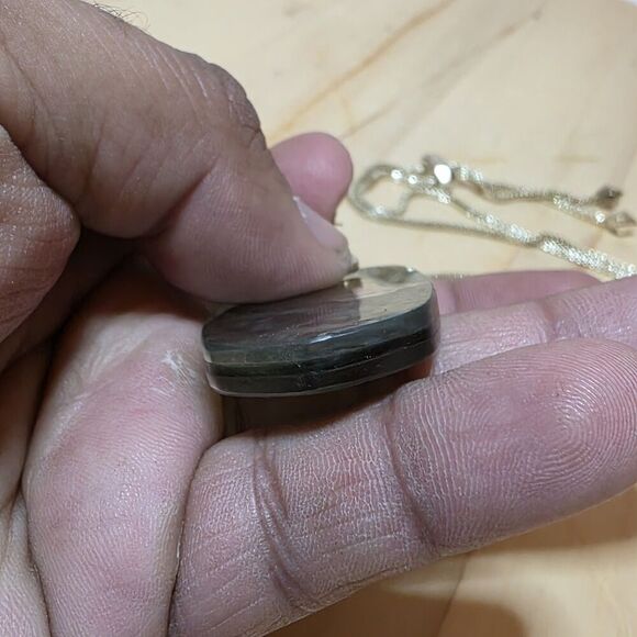 KENDRA SCOTT INEZ GOLD TONE 30 INCH LONG PEDANT NECKLACE IN SAGE MICA - Picture 7 of 9